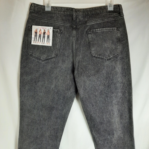 Simple Society Juniors Crop Jeans High Rise Straight Leg Distressed Size 15/32 - Picture 3 of 10
